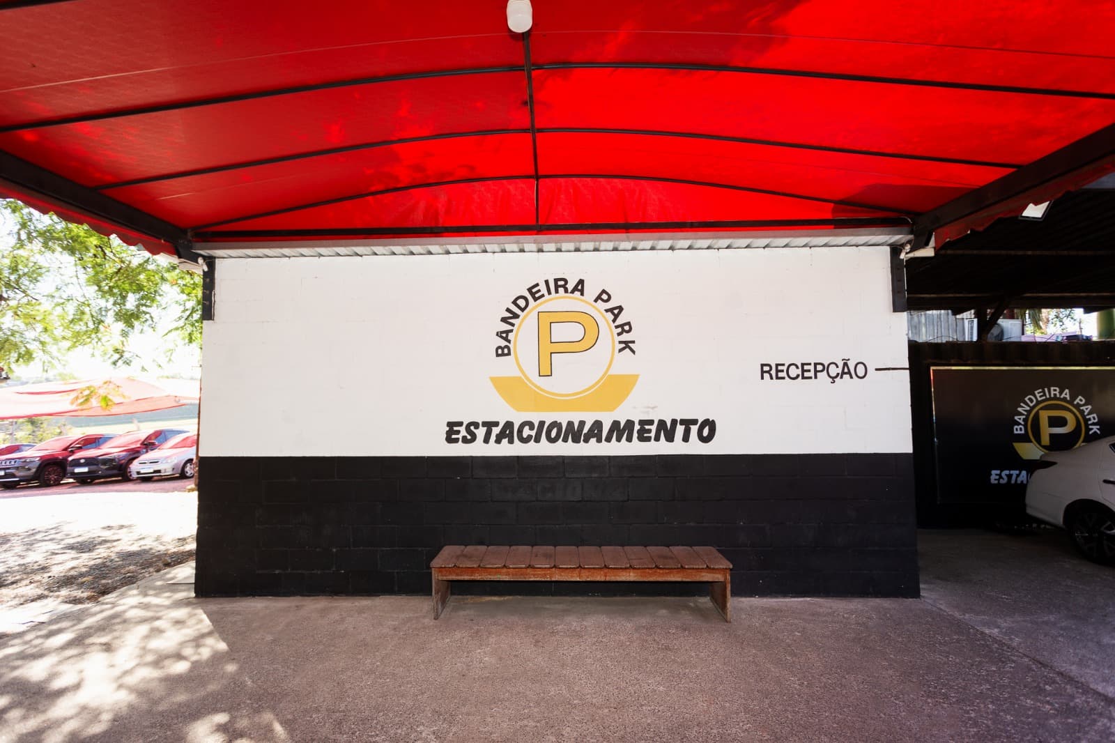 Área de recepção do Bandeira Park Viracopos, onde é feito o check-in dos veículos